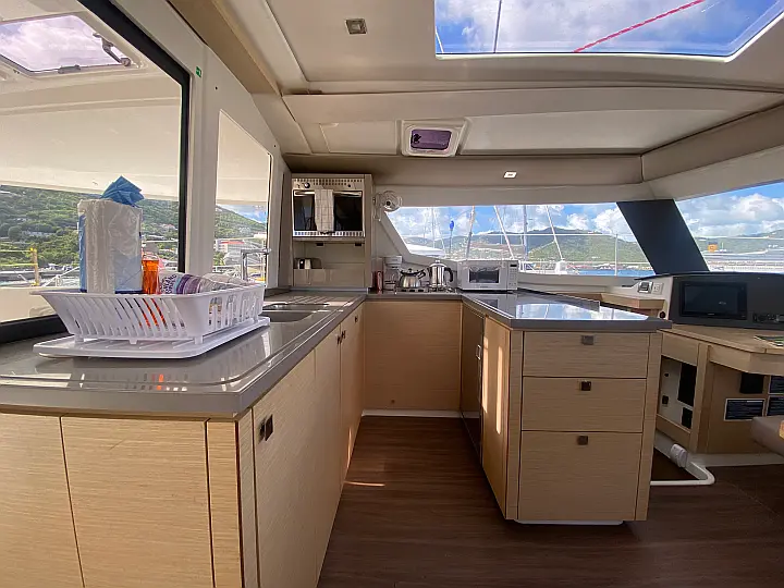 Fountaine Pajot Helia 44 Evolution - 