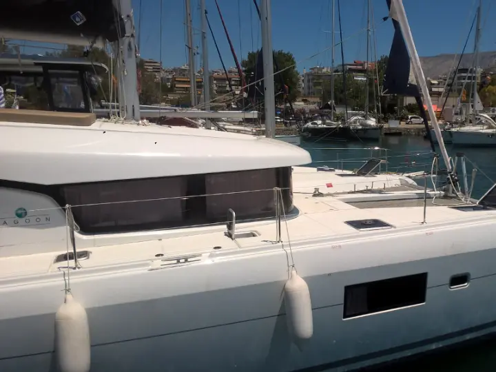 Lagoon 42 - 