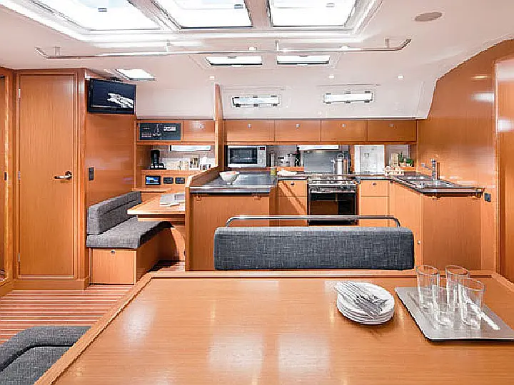 Bavaria Cruiser 50 - 