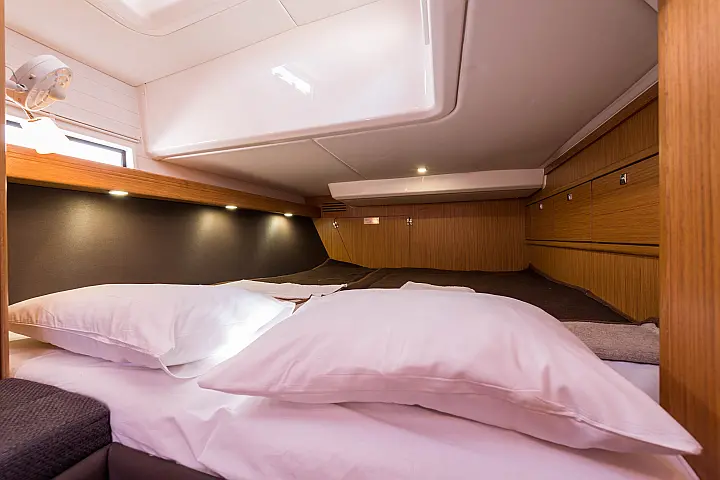 Bavaria Cruiser 56 - 