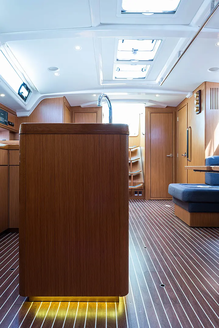 Bavaria Cruiser 56 - 