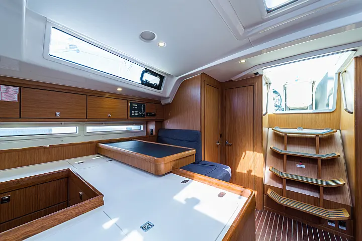 Bavaria Cruiser 56 - 