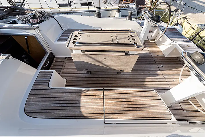 Bavaria Cruiser 56 - 