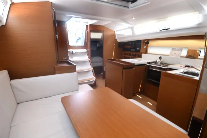 Sun Odyssey 440 - 