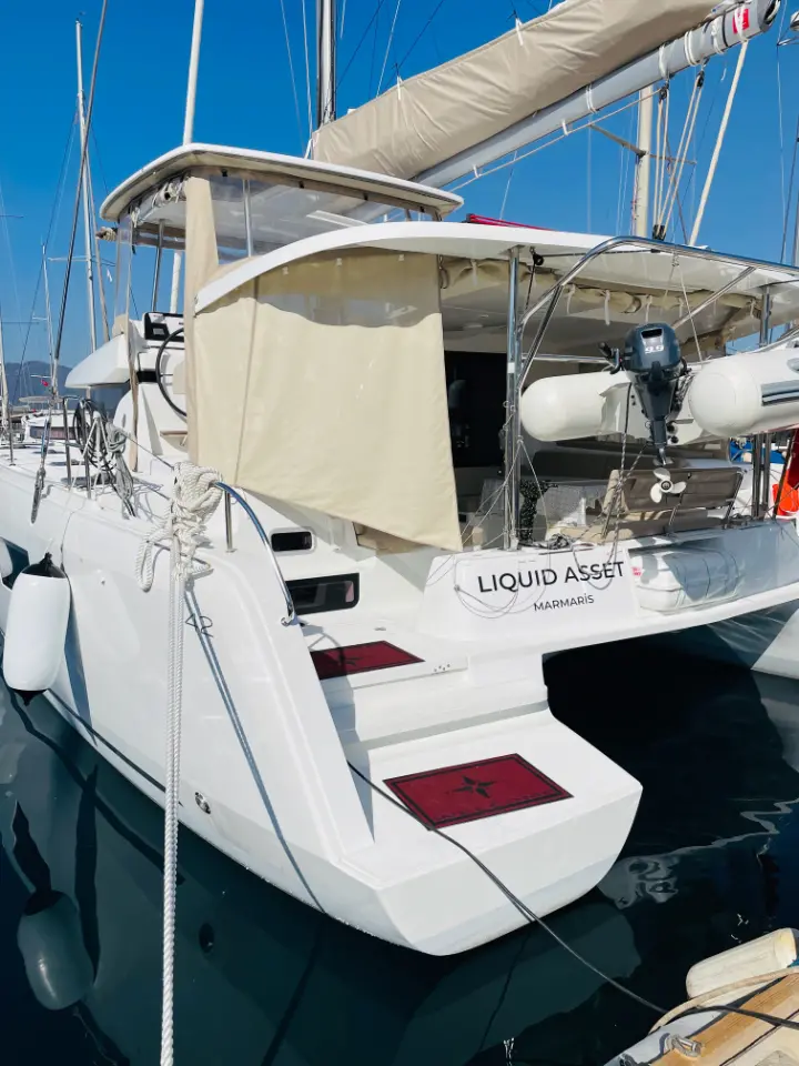 Lagoon 42 - 