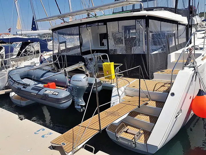 Lagoon 450 Sport Luxury - 