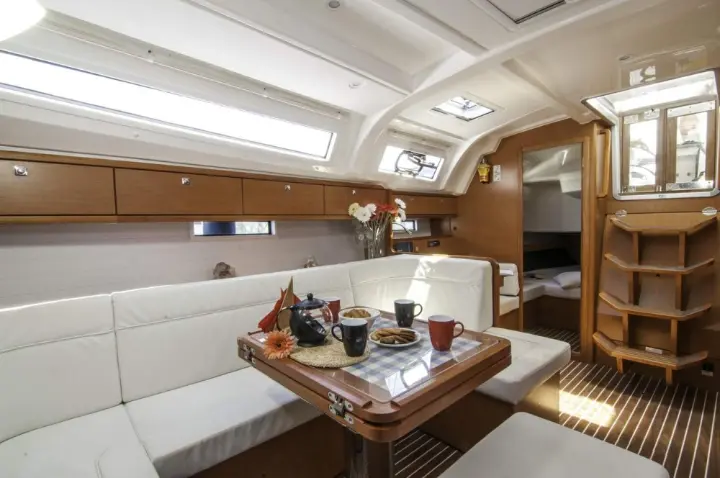 Bavaria Cruiser 41 - 