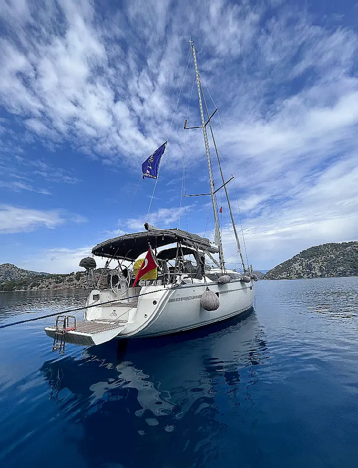 Bavaria Cruiser 37 - 