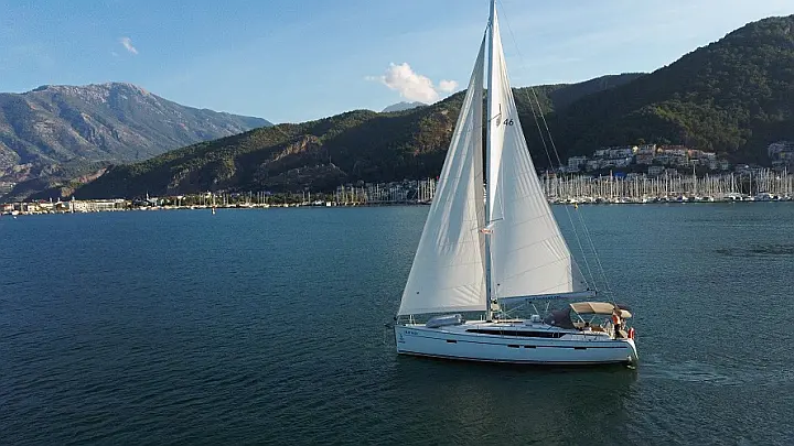 Bavaria Cruiser 46 - 