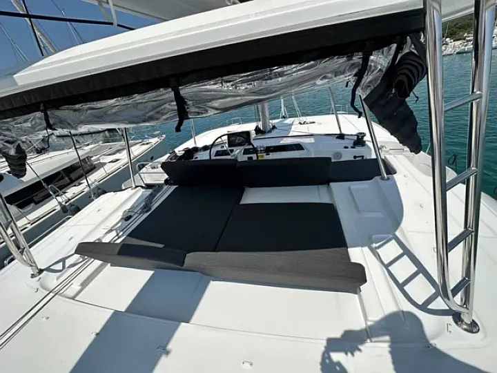 Lagoon 46 - ELEGANCE LINE - 