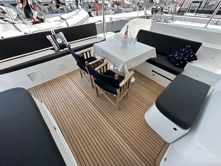 Lagoon 46 - ELEGANCE LINE - 