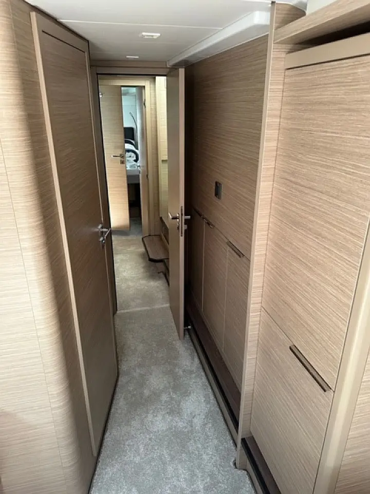 Lagoon 46 - ELEGANCE LINE - 