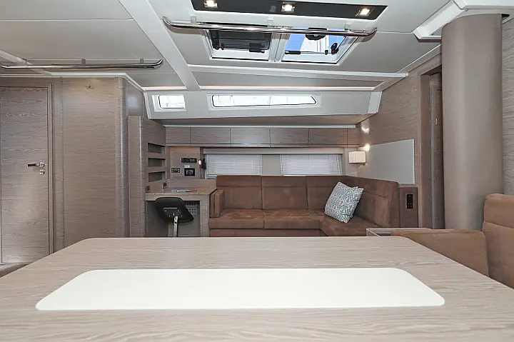 Hanse 548 - 