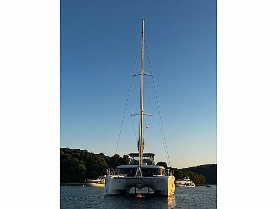 Lagoon 46 - ELEGANCE LINE