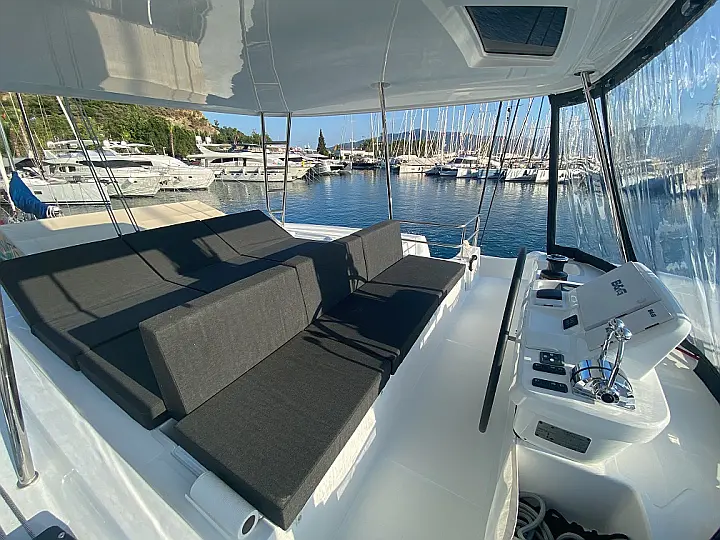 Lagoon 50 - 