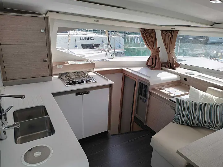 Fountaine Pajot Isla 40 - 