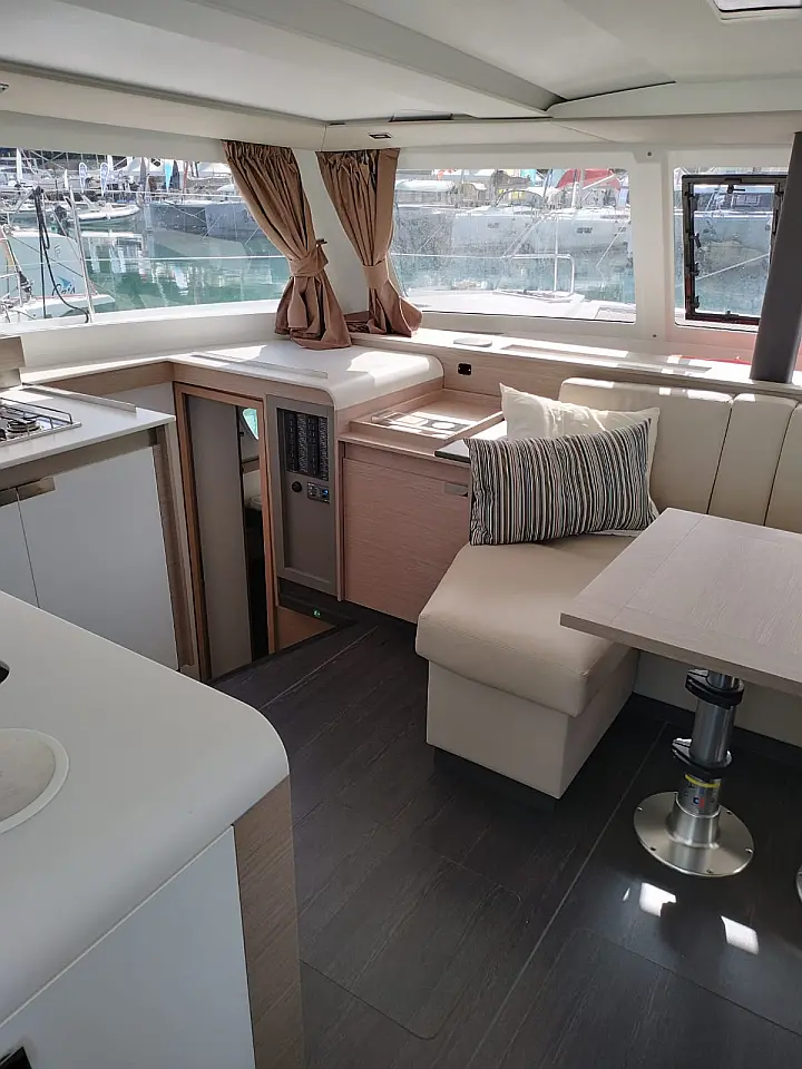 Fountaine Pajot Isla 40 - 