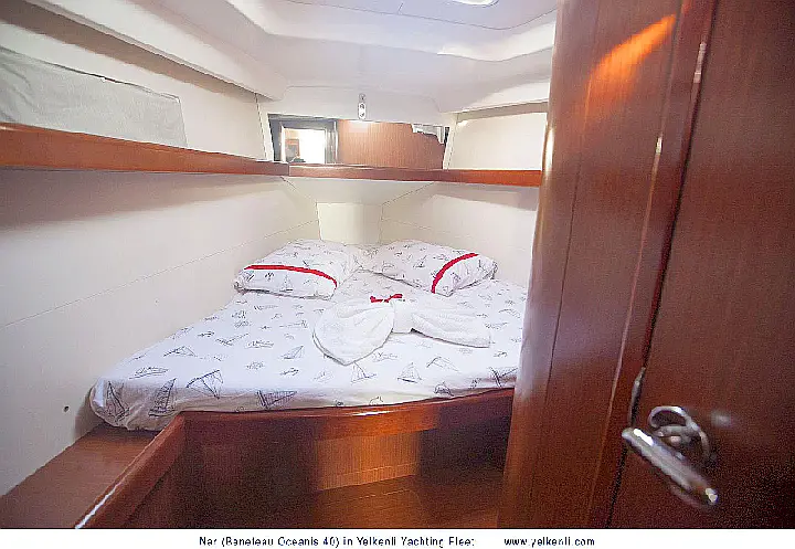 Oceanis 40 - Front Cabin