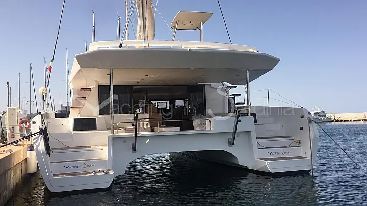 Dufour Catamaran 48 - 