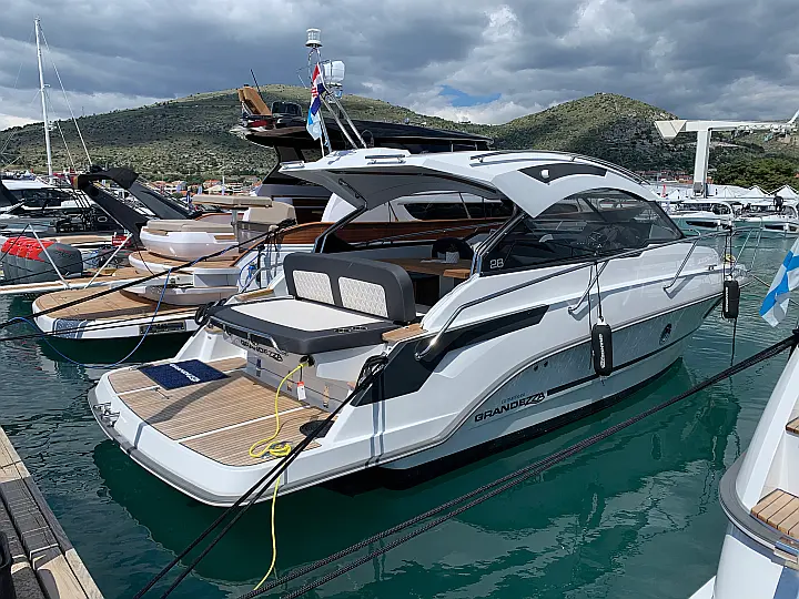 Grandezza 28 OC - 