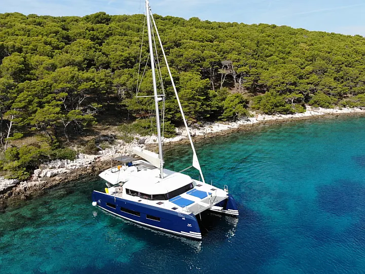 Dufour 48 Catamaran - 