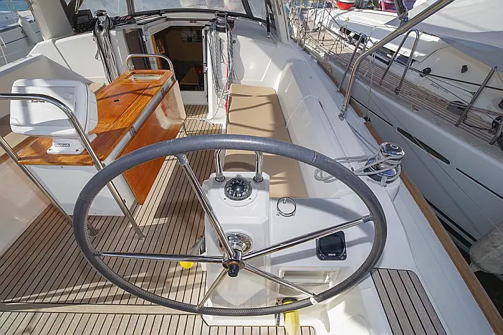 Oceanis 38 - 