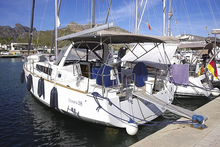 Oceanis 38 - 