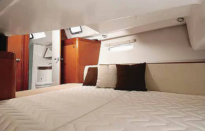 Oceanis 40 - Starboard Aft Cabin