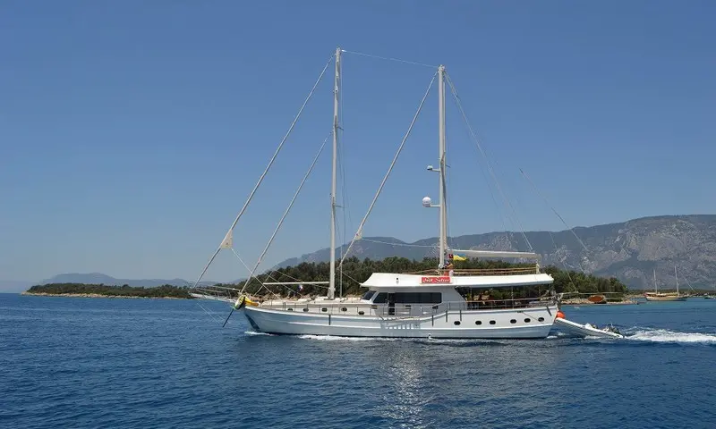 Gül Sultan | 6-Cabin Deluxe Gulet | Bodrum Charter | Booktheboat