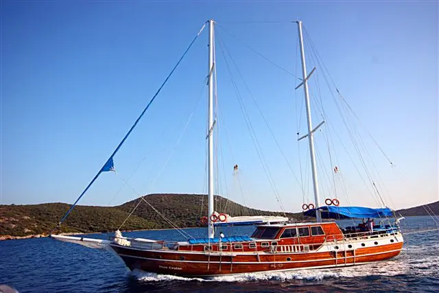 Blue Cruise | 8-Cabin Comfortable Gulet | Bodrum Charter | Booktheboat