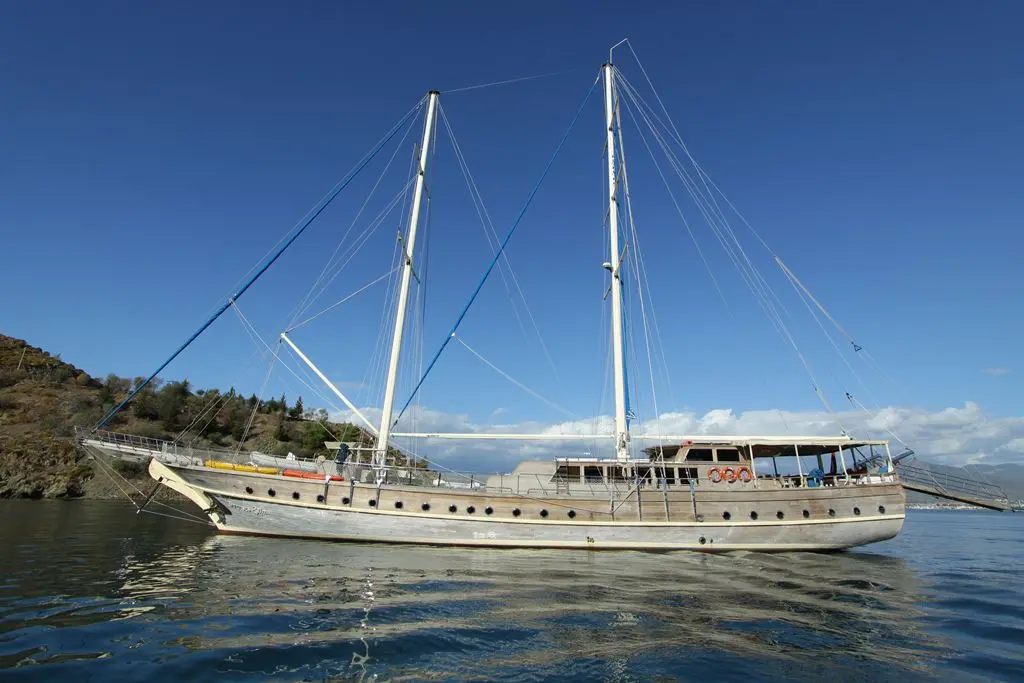 Prenses Lila | 8-Cabin Luxury Gulet | Fethiye Charter | Booktheboat 