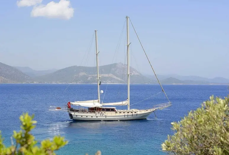 Cobra III | 4-Cabin Traditional Gulet | Bodrum Charter | Booktheboat