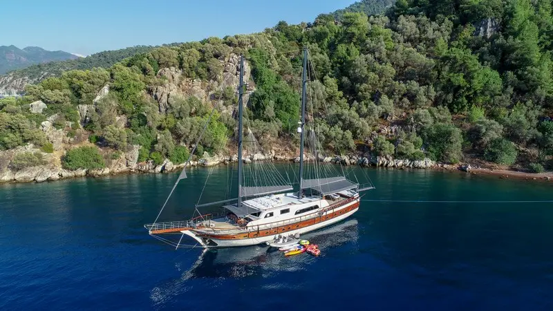 Ugur 2005 | 7-Cabin Luxury Gulet | Mamraris Charter | Booktheboat