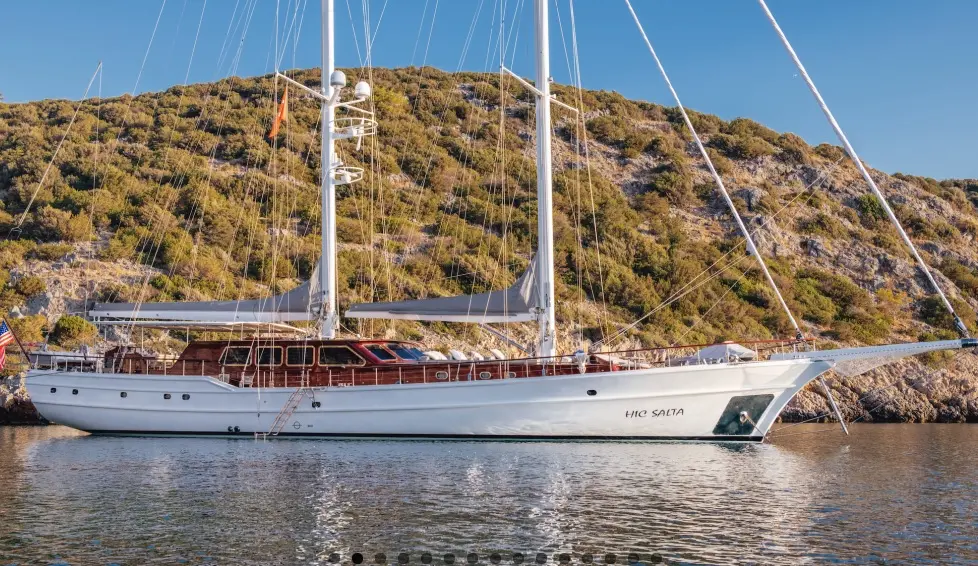 Hic Salta | 5-Cabin Ultra Deluxe Gulet | Bodrum Charter | Booktheboat