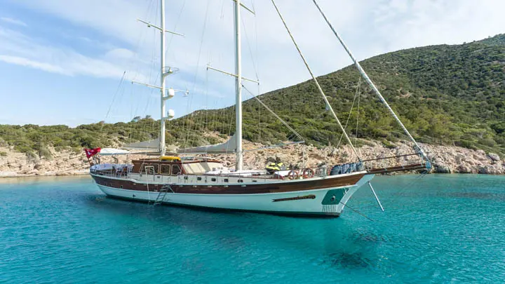 Estrella De Mar | 5-Cabin Deluxe Gulet | Bodrum Charter | Booktheboat 