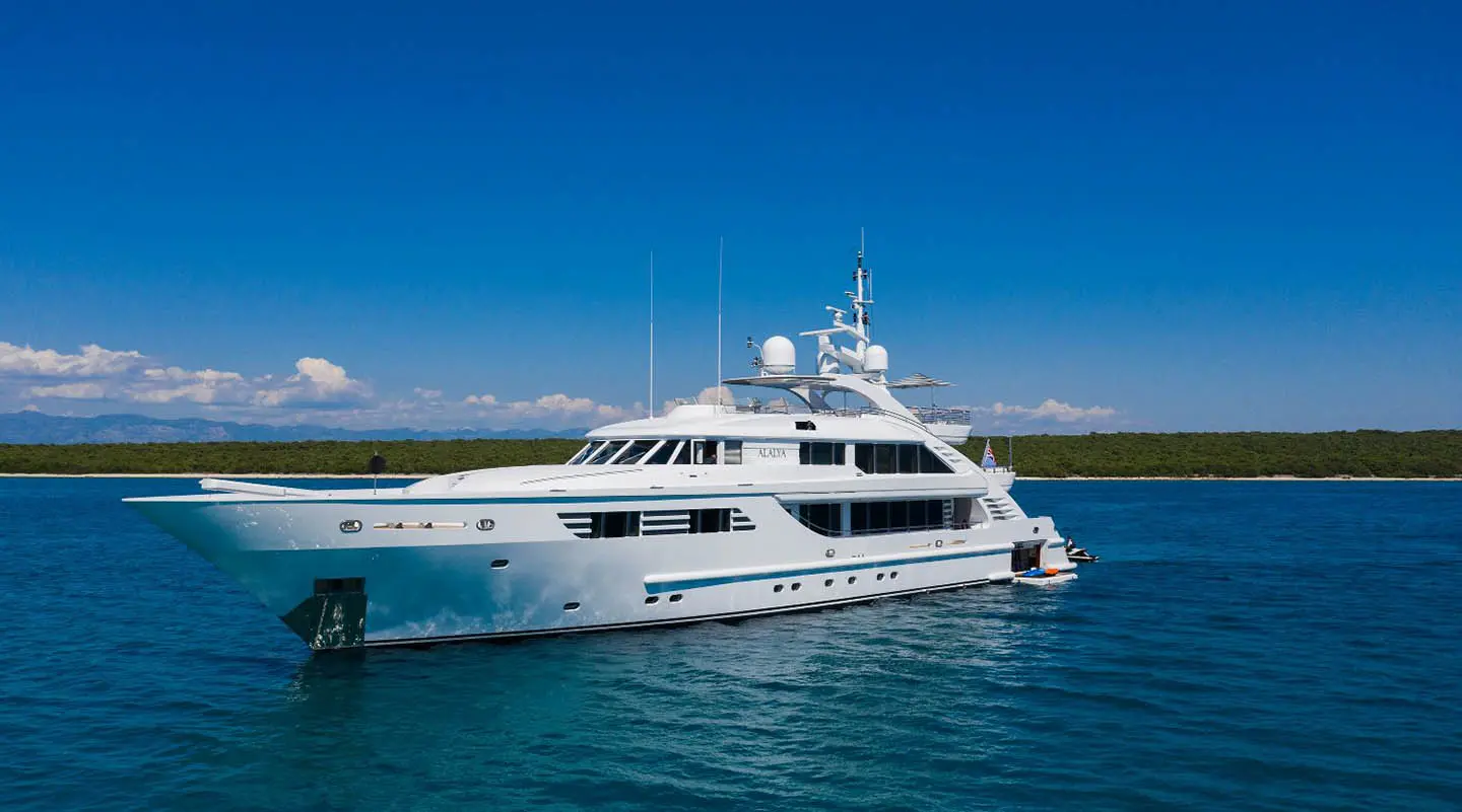 Alalya | 6-Cabin Luxury Motor Yacht | Croatia Charter | Booktheboat  