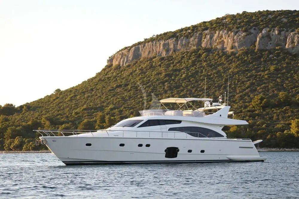 Dominique | Ferretti 681 | 4-Cabin Deluxe Motor Yacht | Croatia Charter | Booktheboat 