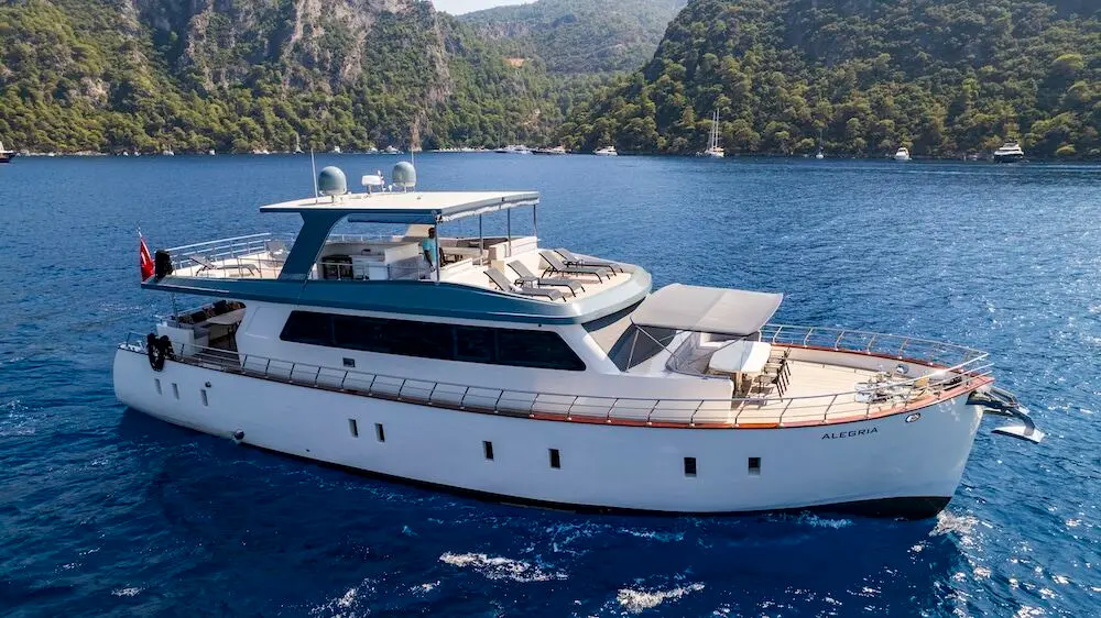 Alegria | 5-Cabin Deluxe Motor Yacht | Bodrum Charter | Booktheboat 