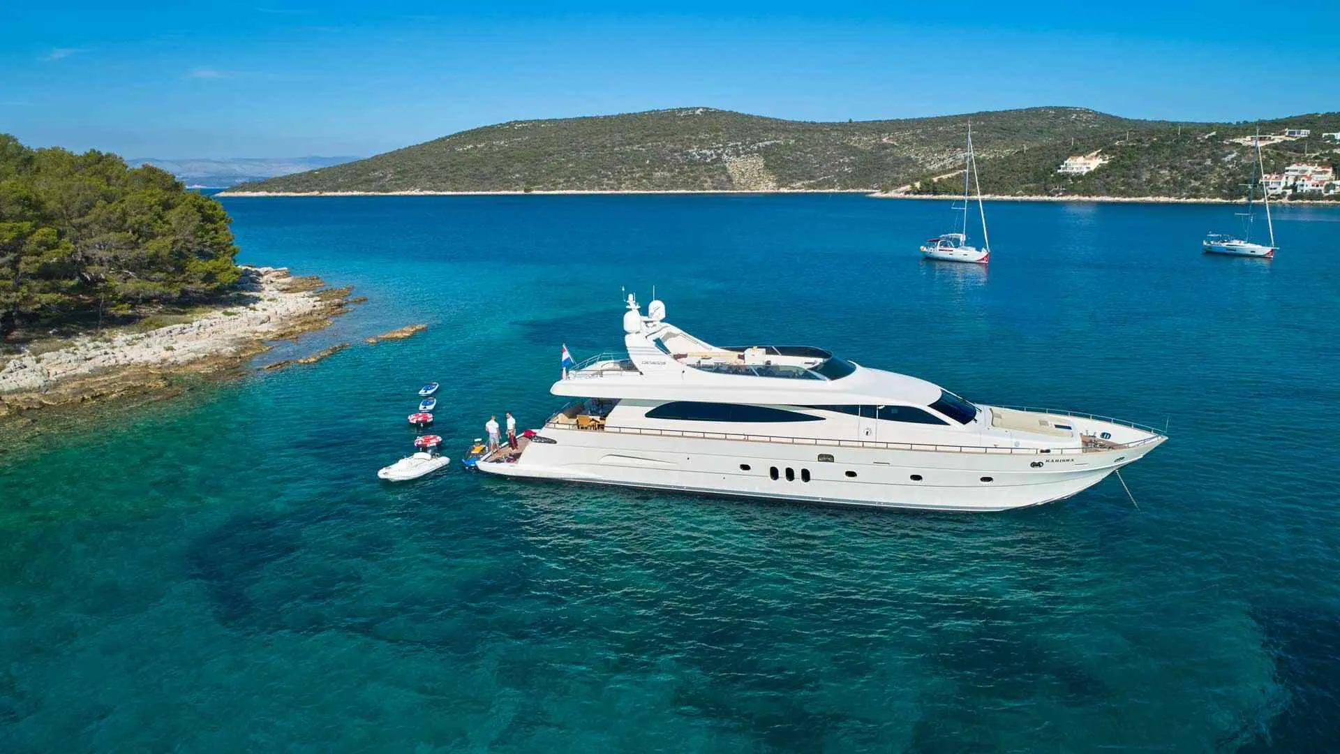 Karisma | Canados 86 | 4-Cabin Luxury Motor Yacht | Croatia Charter | Booktheboat 