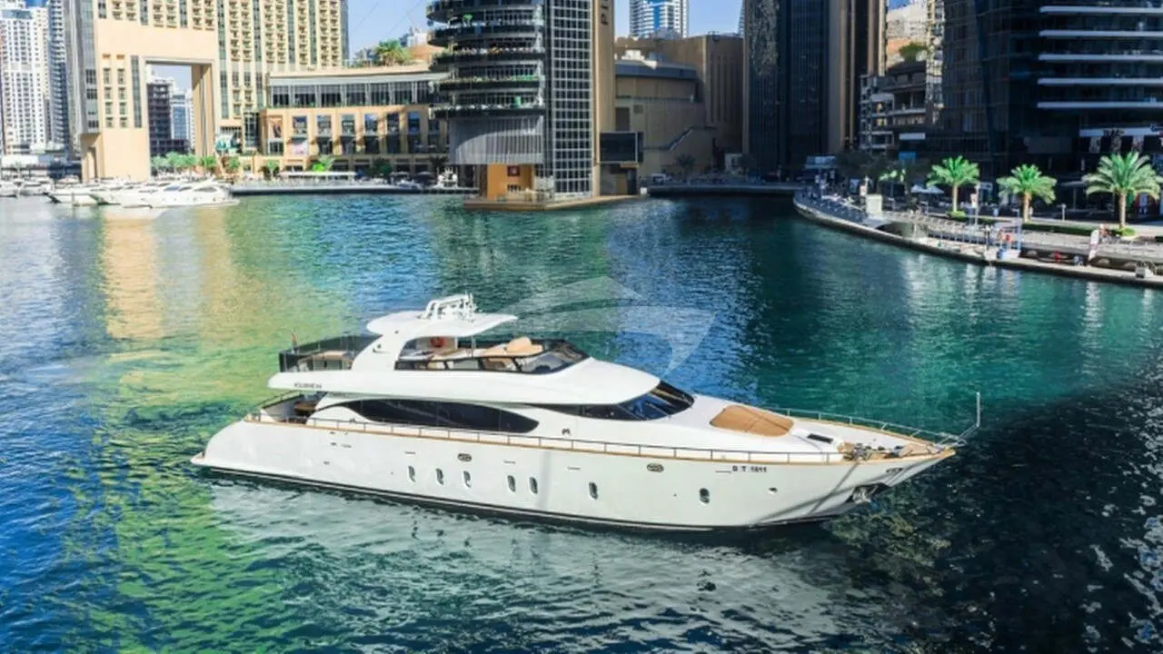 Dubai | 4-Cabin Luxury Motor Yacht | Italy Charter | Booktheboat 