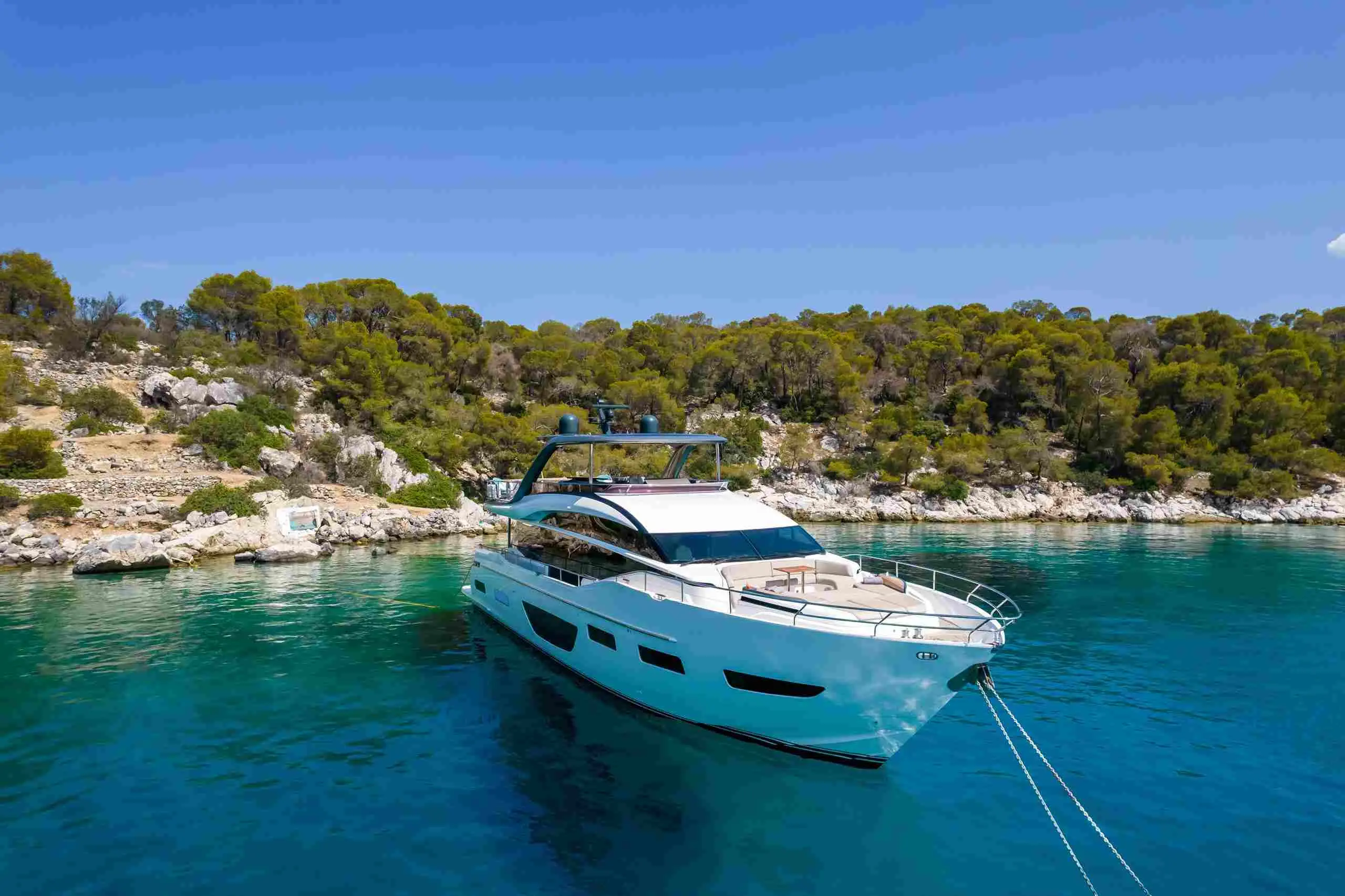 Vista | Princess Y 85 | 4-Cabin Luxury Motor Yacht | Greece Charter | Booktheboat 