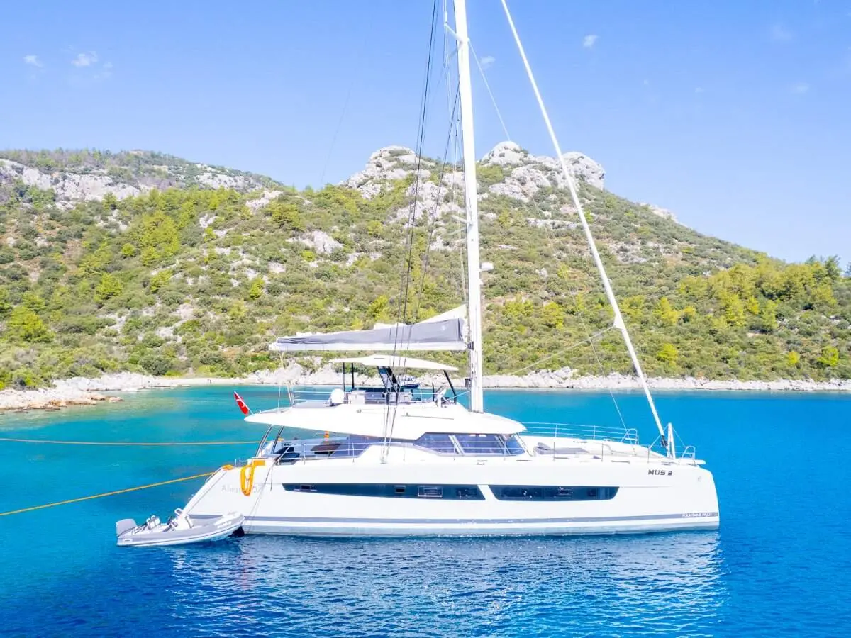 Mus 3 | Alegria 67 | 5-Cabin Luxury Catamaran | Bodrum Charter | Booktheboat 