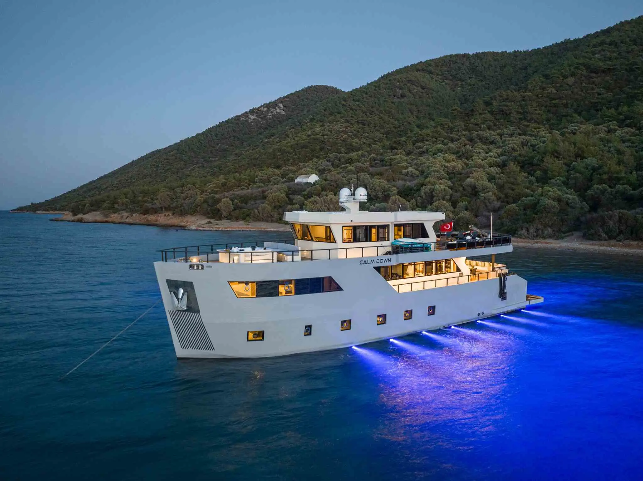 Calm Down | 6-Cabin Luxury Motor Yacht | Bodrum Charter | Booktheboat