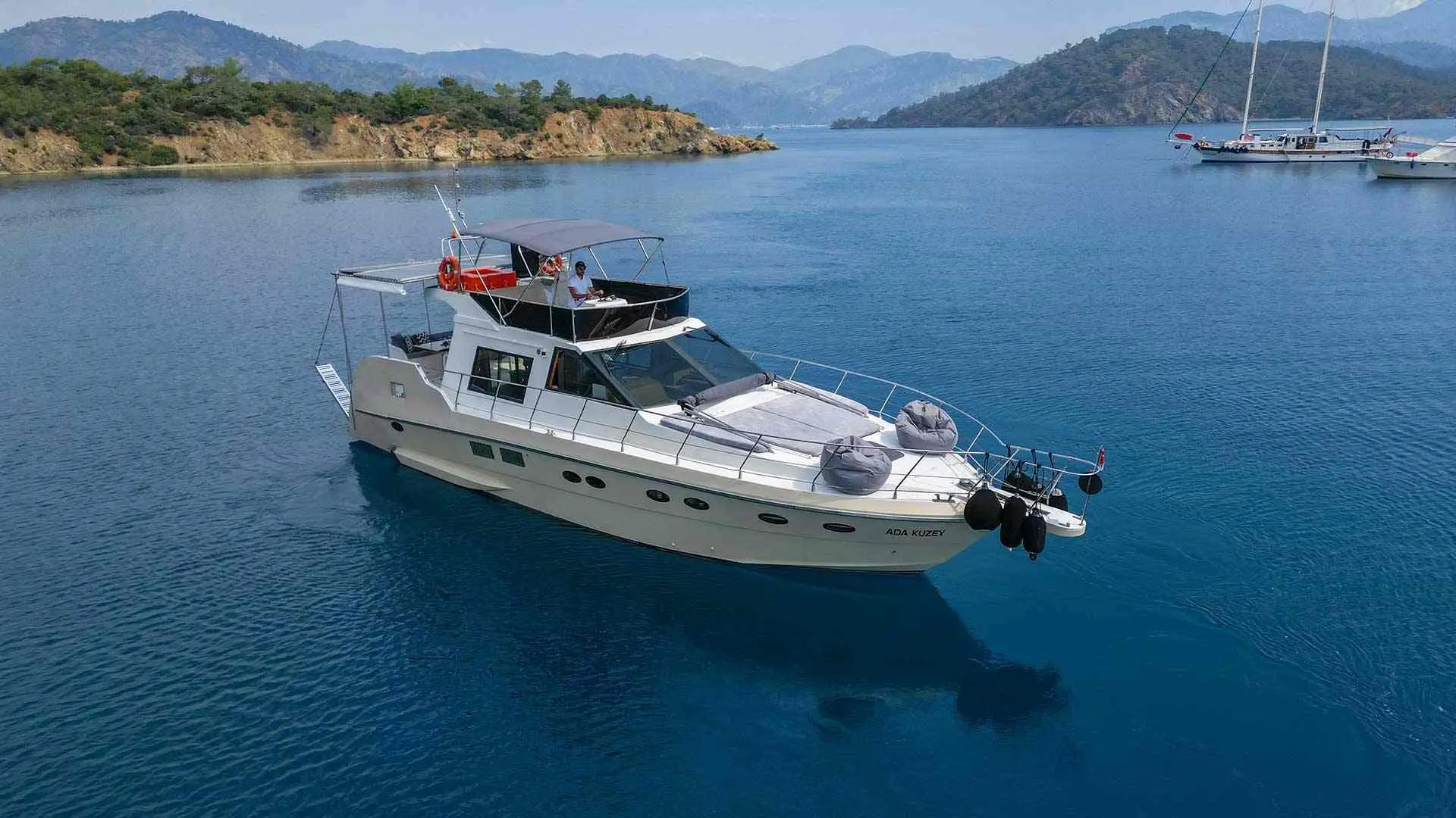 Ada Kuzey | 3-Cabin Luxury Motor Yacht | Göcek Charter | Booktheboat 