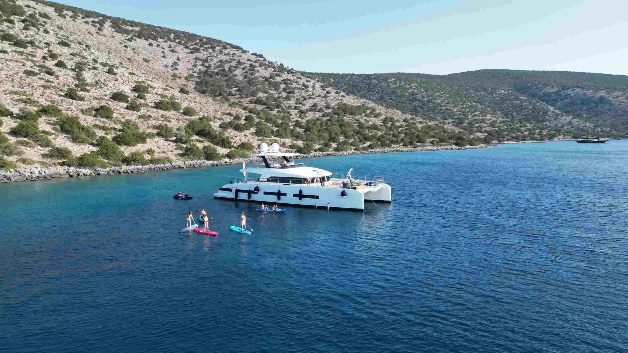 Crazy Horse | Lagoon 78 Power | 5-Cabin Luxury Catamaran | Greece Charter | Booktheboat 