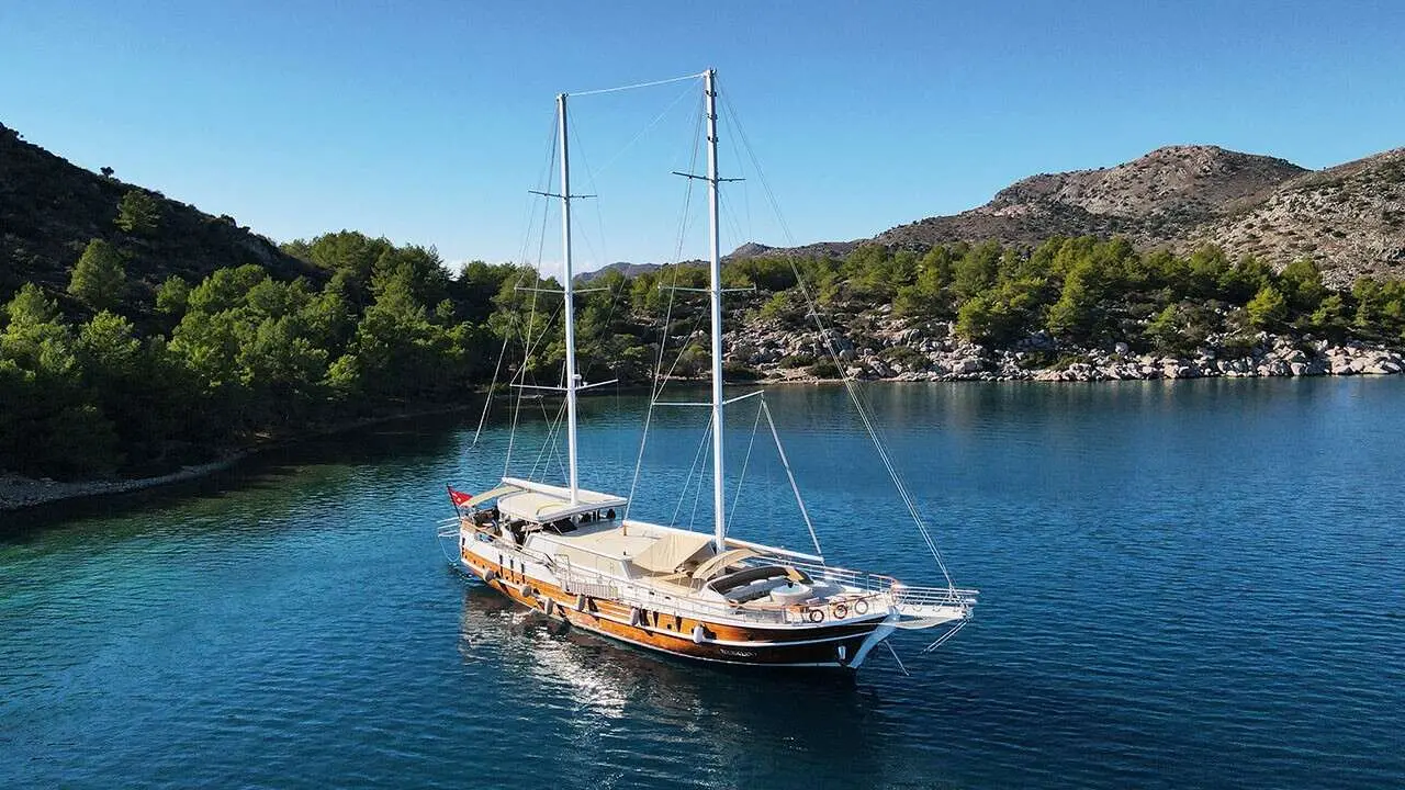 Kocaoglan 1 | 6-Cabin Luxury Gulet | Marmaris Charter | Booktheboat