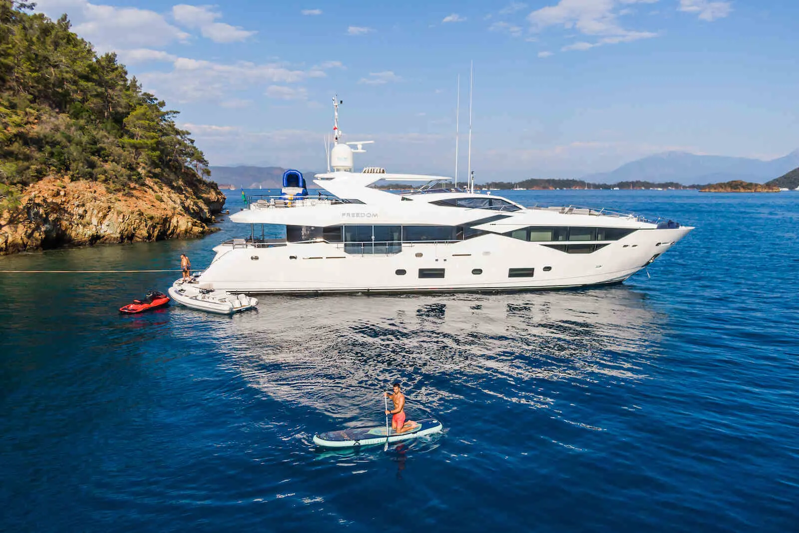 Freedom | 5-Cabin Luxury Motor Yacht | Rhodes Charter | Booktheboat 