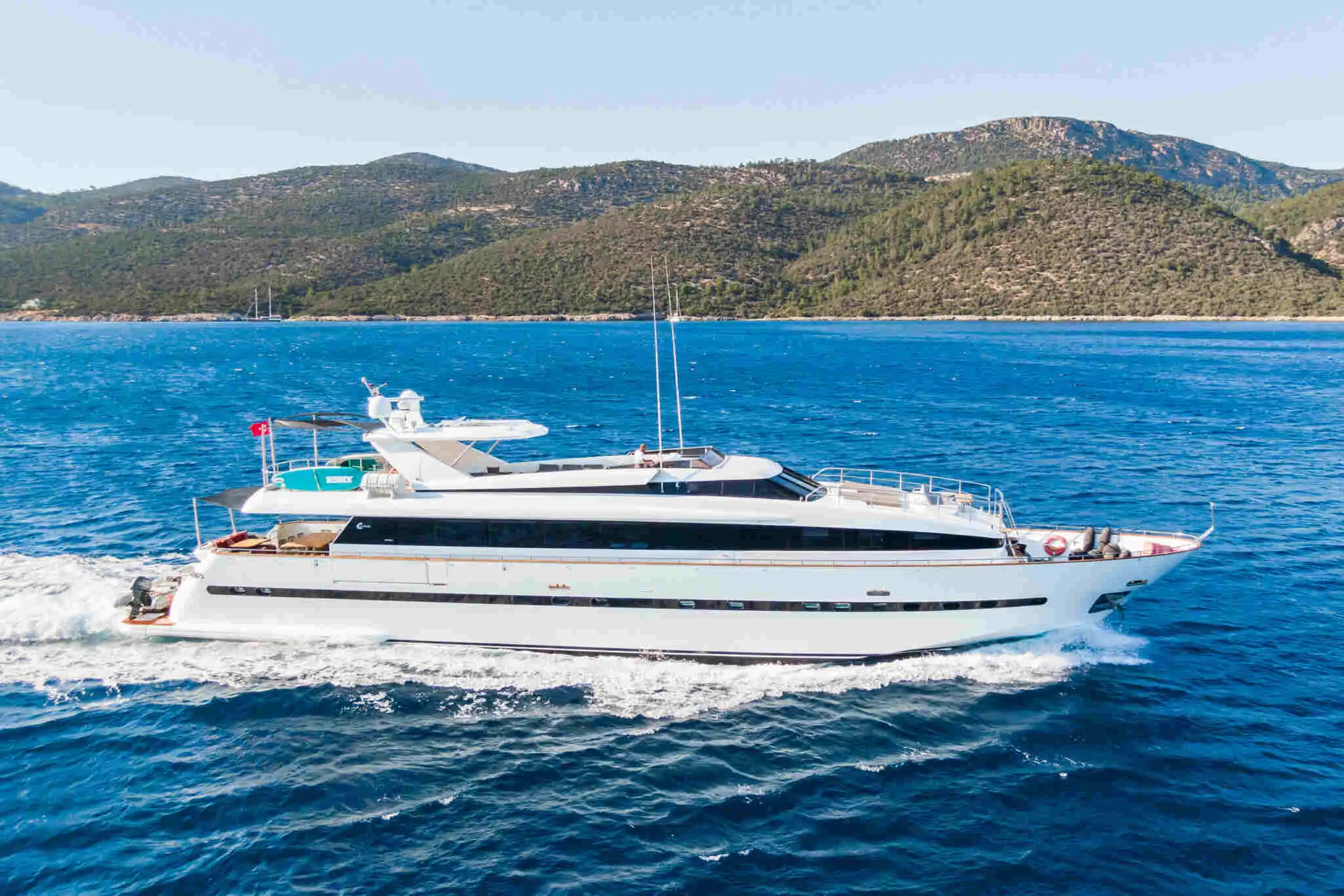 Axella | 5-Cabin Luxury Motor Yacht | Bodrum Charter | Booktheboat 