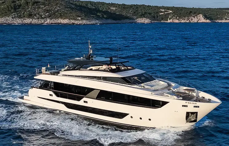 La Morocha | Ferretti 1000 | 5-Cabin Luxury Motor Yacht | Ibiza Charter | Booktheboat 