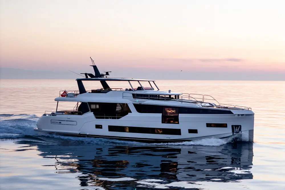 Majera | Sirena 88 | 5-Cabin Luxury Motor Yacht | Croatia Charter | Booktheboat 